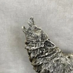 Darthome Limited Silver Steampunk Howling Wolf Ornament -Darthome Limited IMG E4265