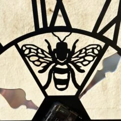 Darthome Limited Copper Queen Bees Garden Clock 60cm -Darthome Limited IMG E4275 ce0982c7 0c30 4d77 b4c4 2aedcc7ff6b8