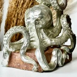 Darthome Limited Silver Octopus Bookends -Darthome Limited IMG E4706