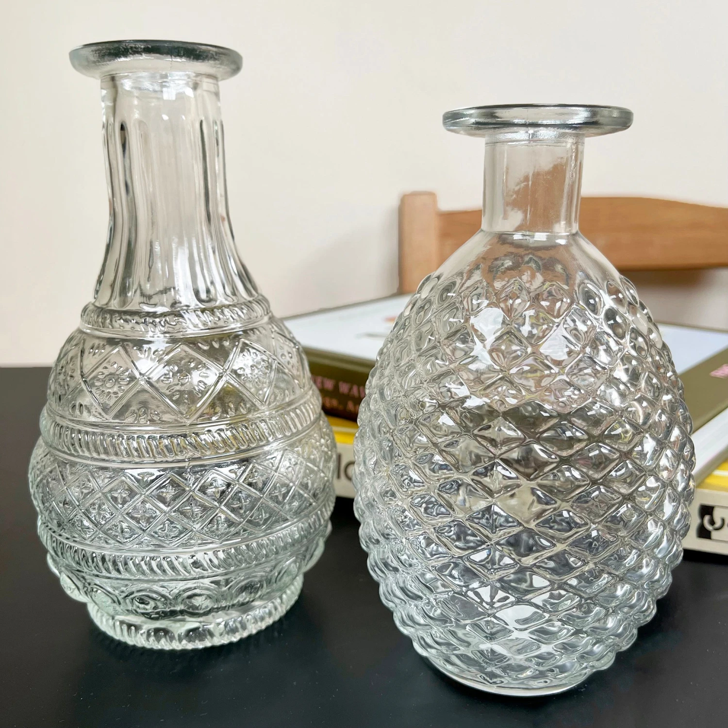 Darthome Limited Set Of 2 Large Clear Glass Vases - Round 2 Darthome Limited Set Of 2 Large Clear Glass Vases - Round - Image 2