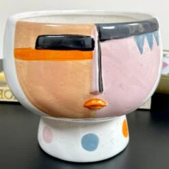 Darthome Limited Abstract Face Vase -Darthome Limited IMG E4821 edited155