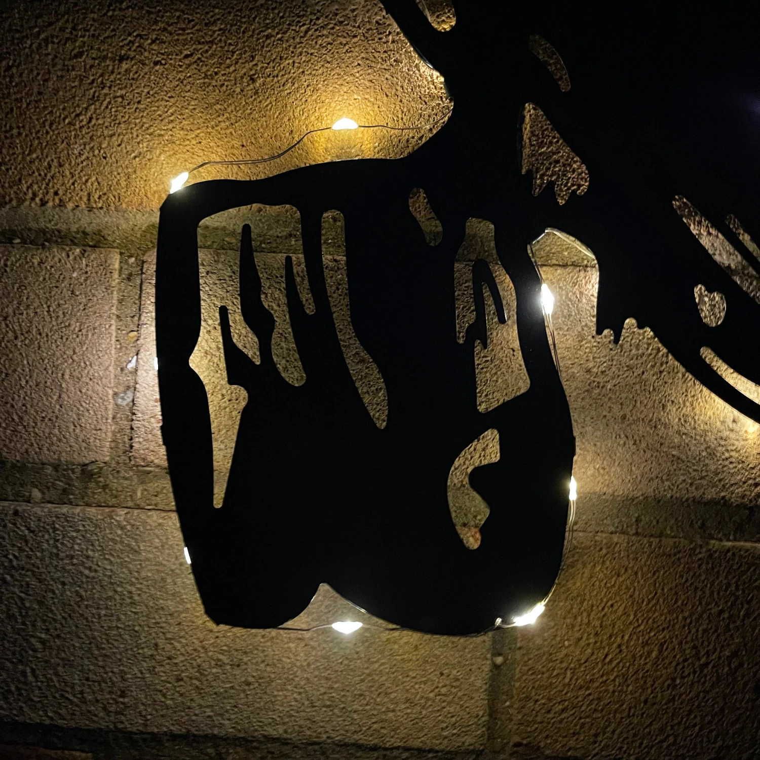 Darthome Limited Metal Barn Owl Solar Wall Art 2 Darthome Limited Metal Barn Owl Solar Wall Art - Image 2