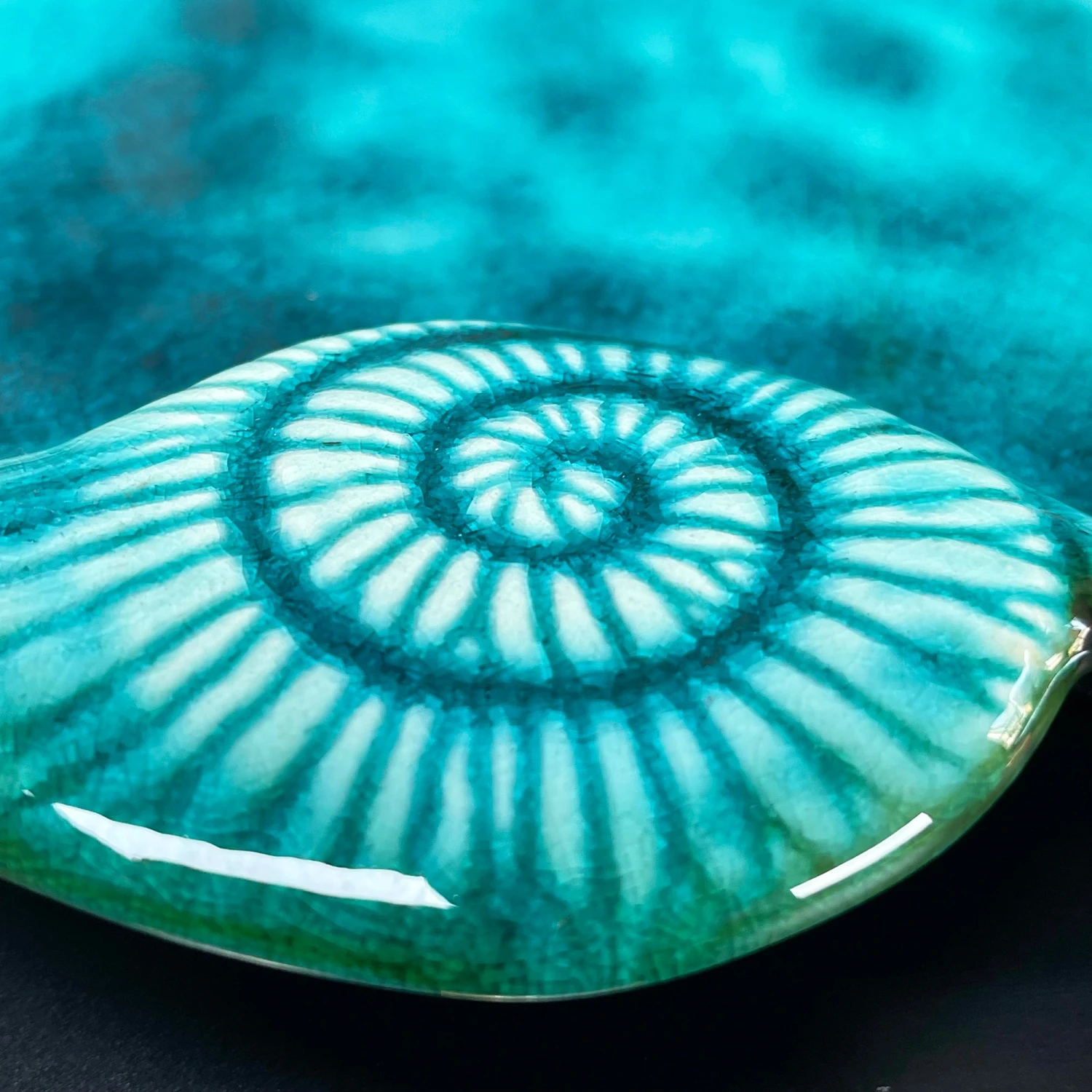 Darthome Limited Ceramic Teal Blue Shell Trinket Dish 2 Darthome Limited Ceramic Teal Blue Shell Trinket Dish - Image 2