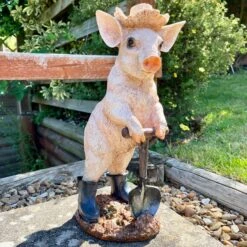 Darthome Limited Pig With Spade Garden Sculpture