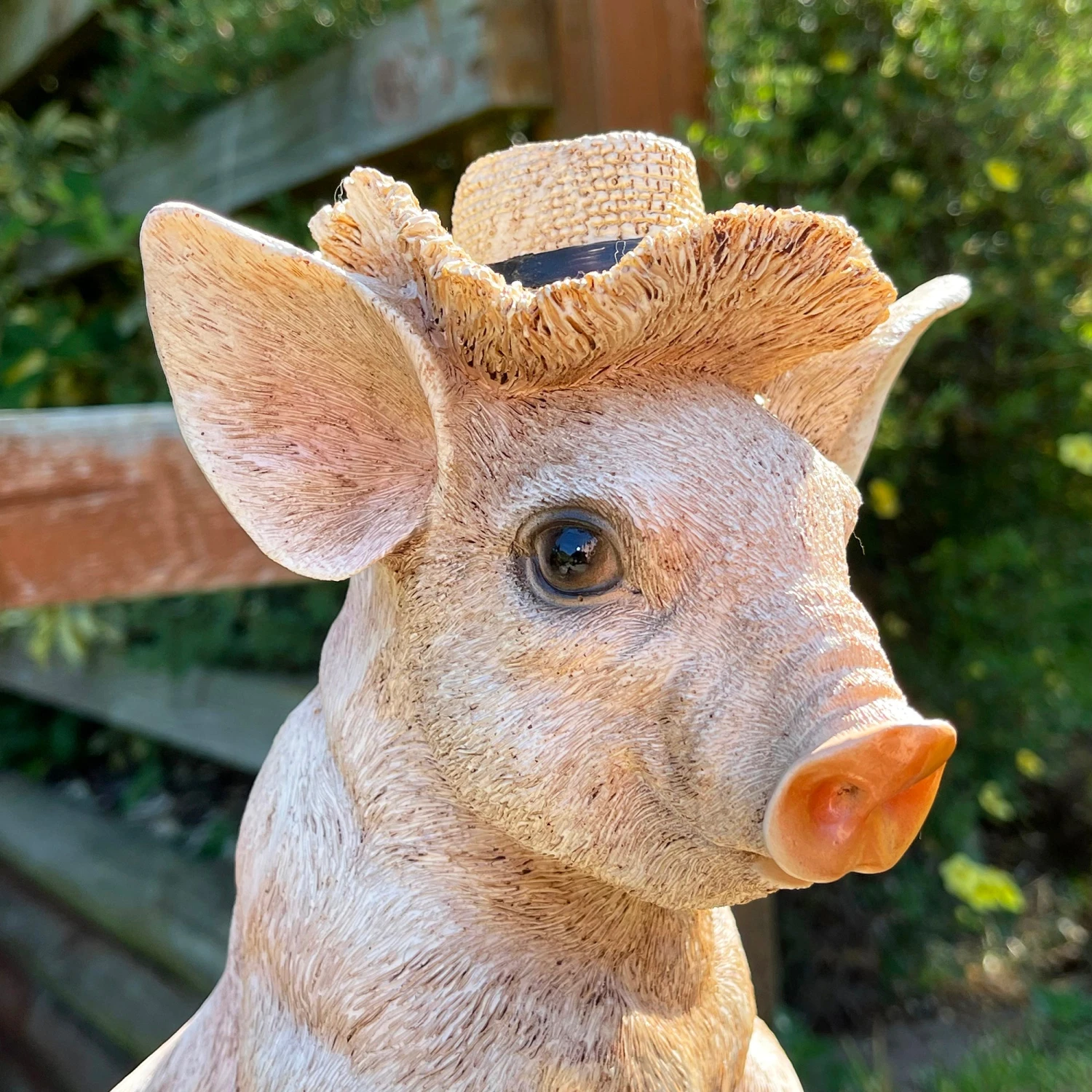 Darthome Limited Pig With Spade Garden Sculpture 2 Darthome Limited Pig With Spade Garden Sculpture - Image 2