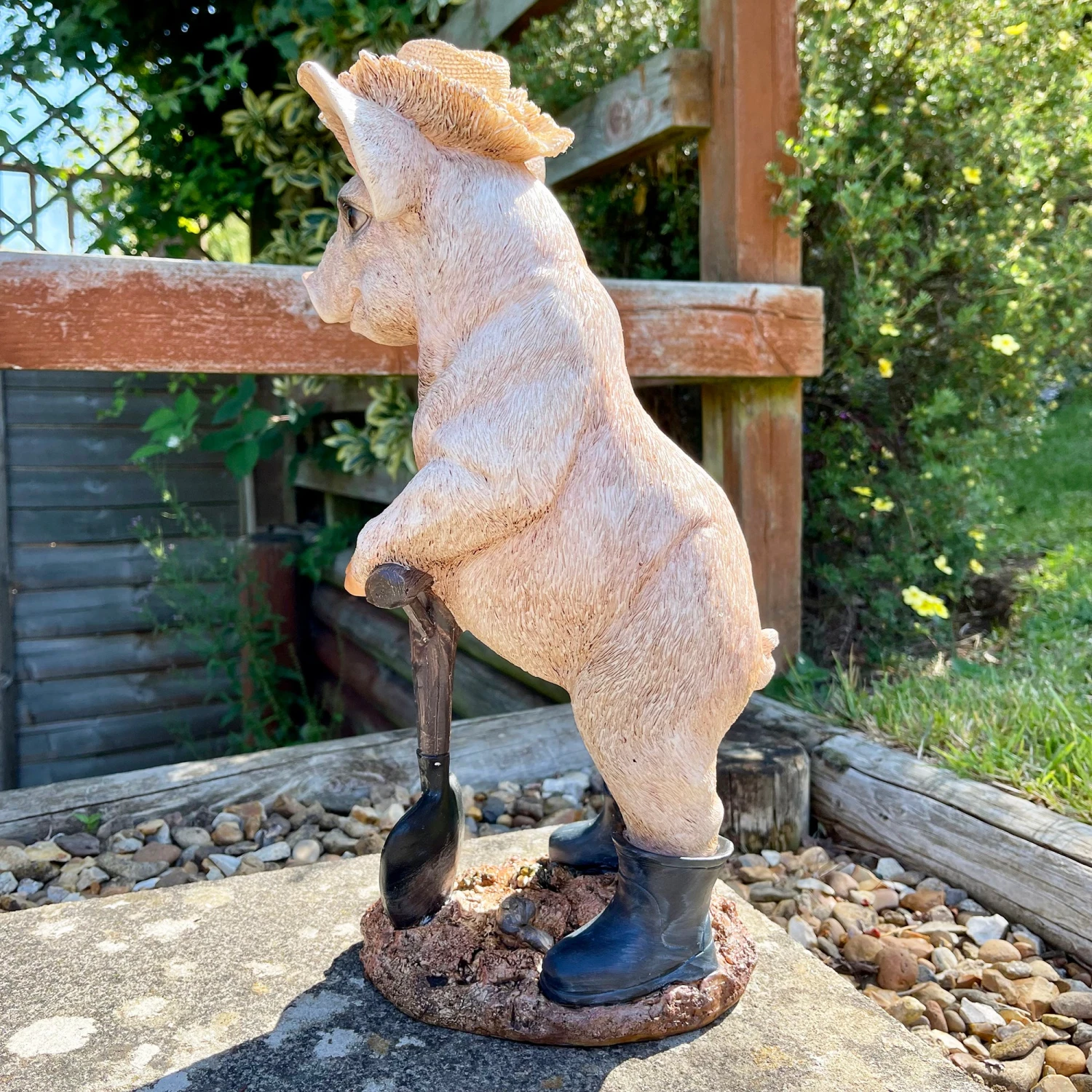 Darthome Limited Pig With Spade Garden Sculpture 6 Darthome Limited Pig With Spade Garden Sculpture - Image 6