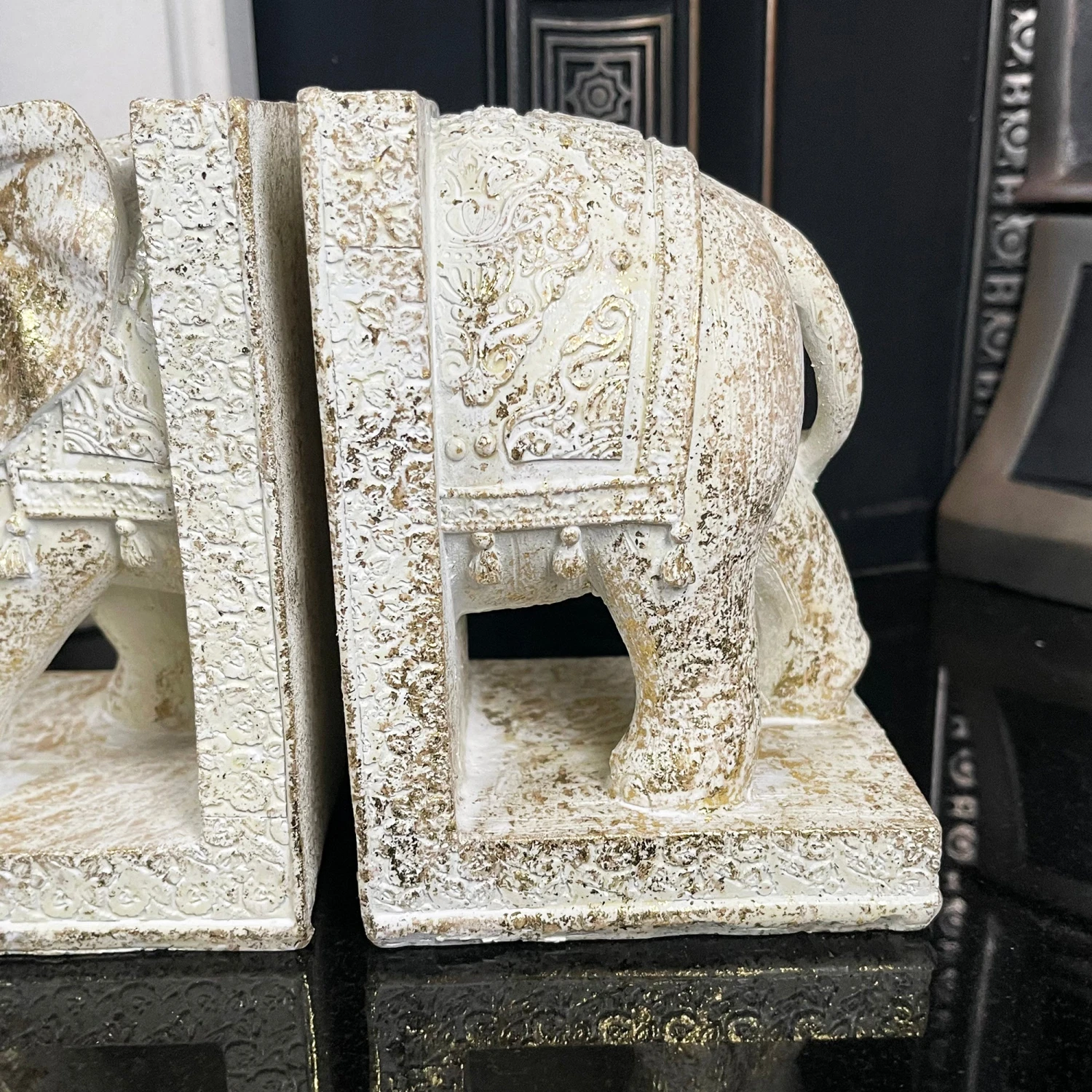 Darthome Limited Set Of 2 Indian Elephant Bookends 5 Darthome Limited Set Of 2 Indian Elephant Bookends - Image 5