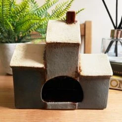 Darthome Limited Ceramic Navy Blue 3 Houses Tea Light Holder -Darthome Limited IMG E6720
