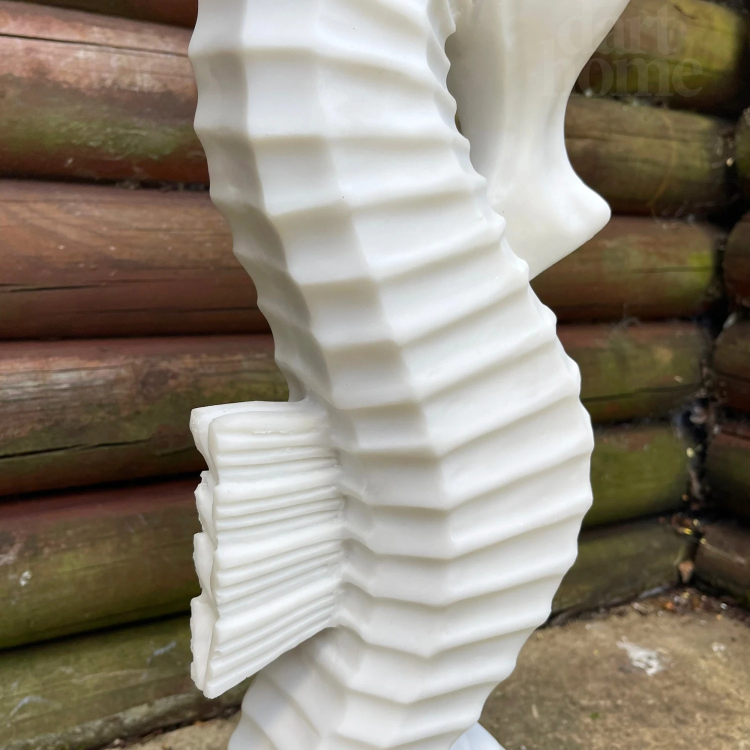 Darthome Limited White Seahorse Garden Ornament - Marble Resin 6 Darthome Limited White Seahorse Garden Ornament - Marble Resin - Image 6