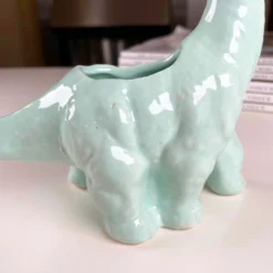 Darthome Limited Green Diplodocus Dinosaur Succulent Plant Pot -Darthome Limited IMG E7333 edited18