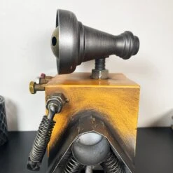 Darthome Limited Yellow Square Robot Clock -Darthome Limited IMG E7424