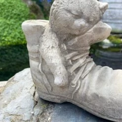 Darthome Limited Stone Cat In Boot Garden Ornament -Darthome Limited IMG E7668 editedP