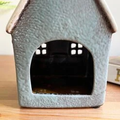 Darthome Limited Ceramic Grey Cottage House Tealight Holder -Darthome Limited IMG E7762