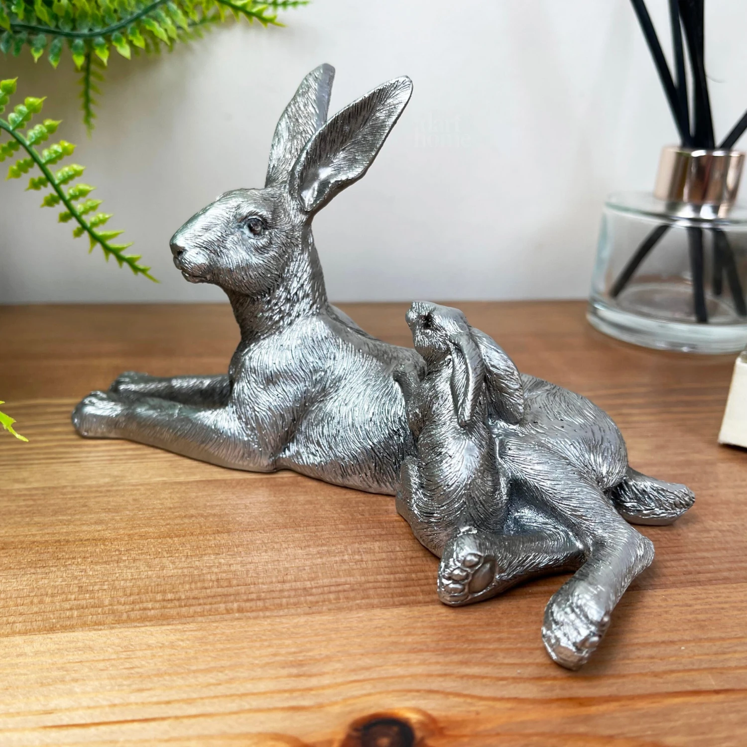 Darthome Limited Silver March Hare & Baby Ornament 1 Darthome Limited Silver March Hare & Baby Ornament