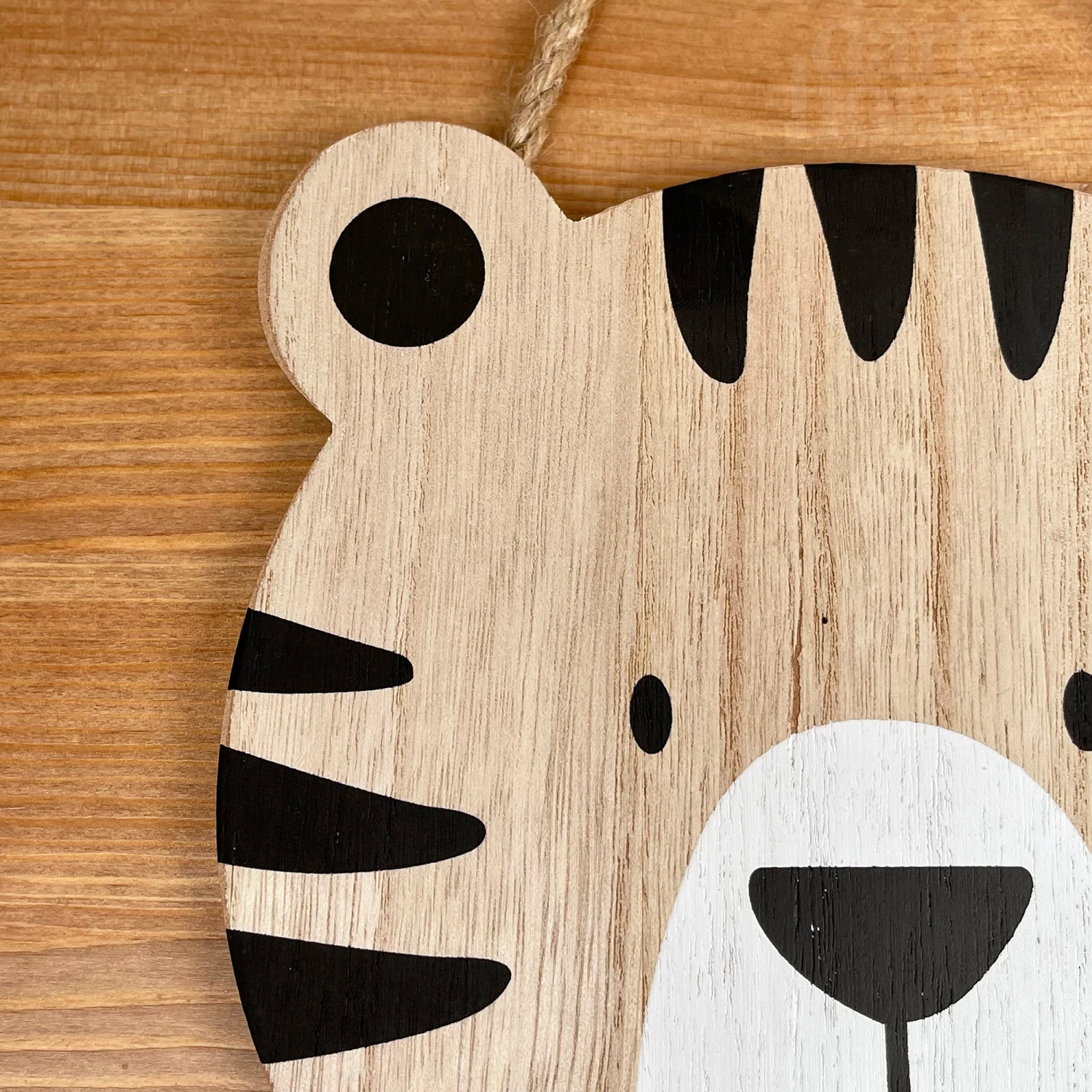 Darthome Limited Hanging Tiger Head Plaque 4 Darthome Limited Hanging Tiger Head Plaque - Image 4