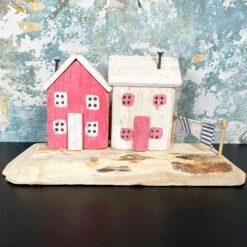Darthome Limited Rustic Wooden Harbour Cottages Ornament