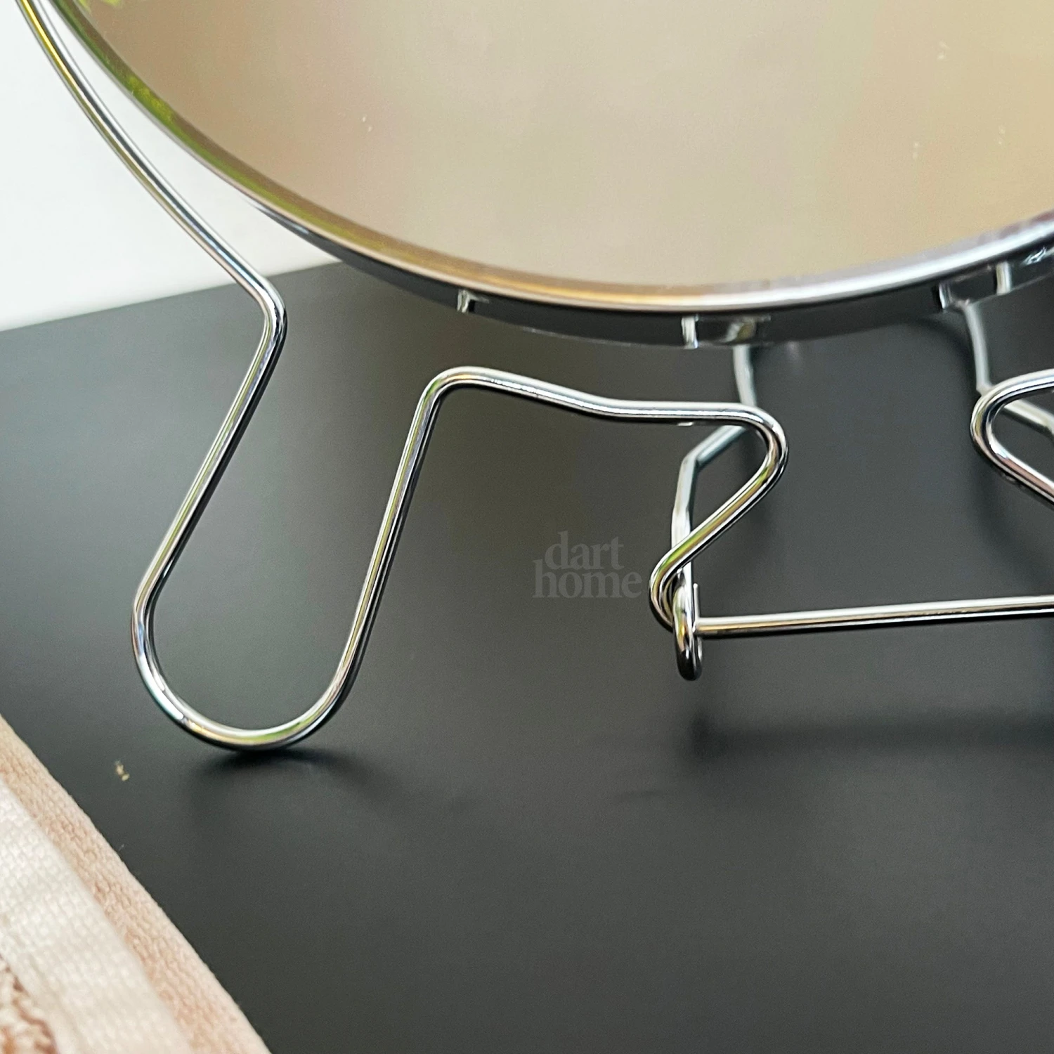 Darthome Limited 2x Magnifying Chrome Travel Mirror 3 Darthome Limited 2x Magnifying Chrome Travel Mirror - Image 3