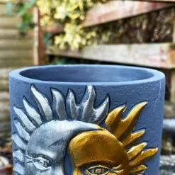 Darthome Limited Cement Sun & Moon Planter -Darthome Limited IMG E9343