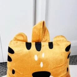 Darthome Limited Plush Tiger Head Door Stop -Darthome Limited IMG E9605