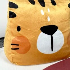 Darthome Limited Plush Tiger Head Door Stop -Darthome Limited IMG E9609