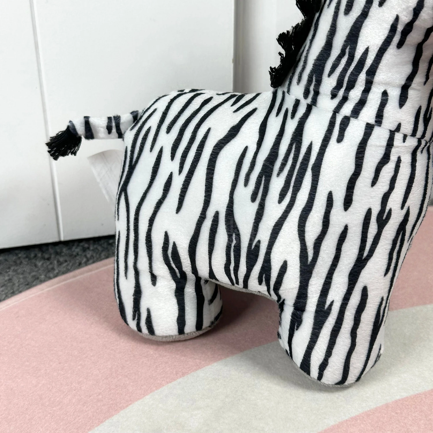 Darthome Limited Zebra Door Stop 7 Darthome Limited Zebra Door Stop - Image 7